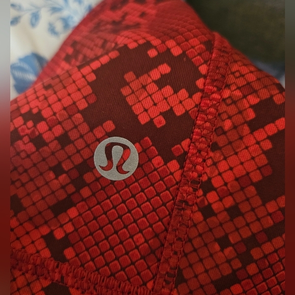 Lululemon Red Snake Print Athletic Shorts - Picture 4 of 4